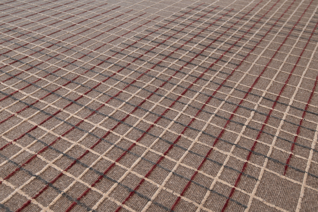 Variegated Grid Rug – Light Sand / Claret
