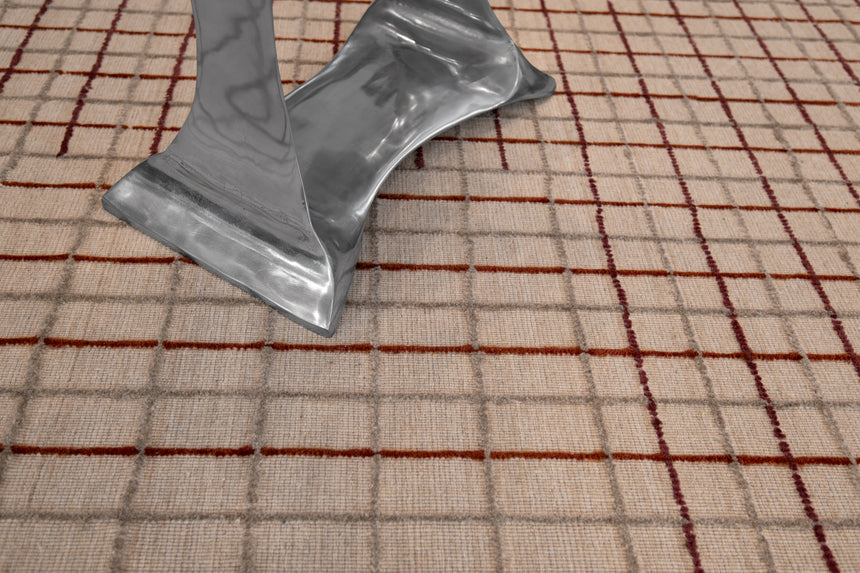 Variegated Grid Rug – Oatmeal / Claret