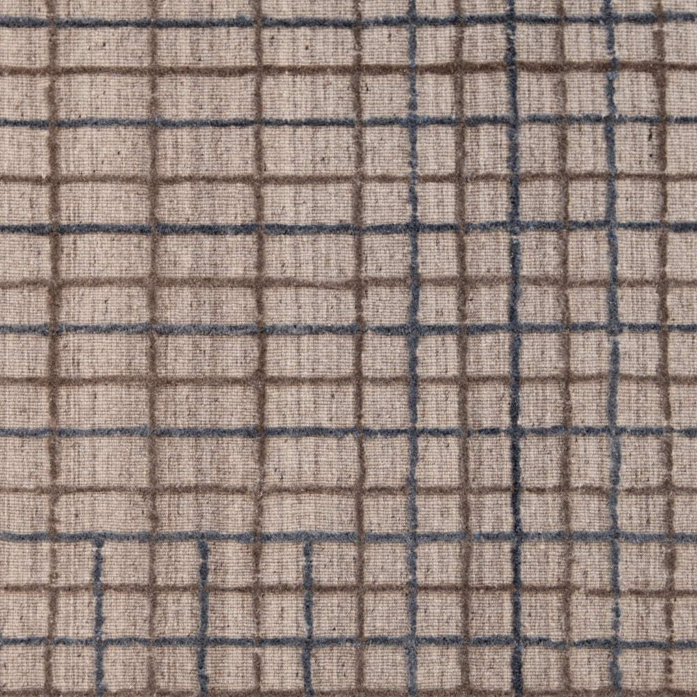 Variegated Grid Rug – Taupe / Navy