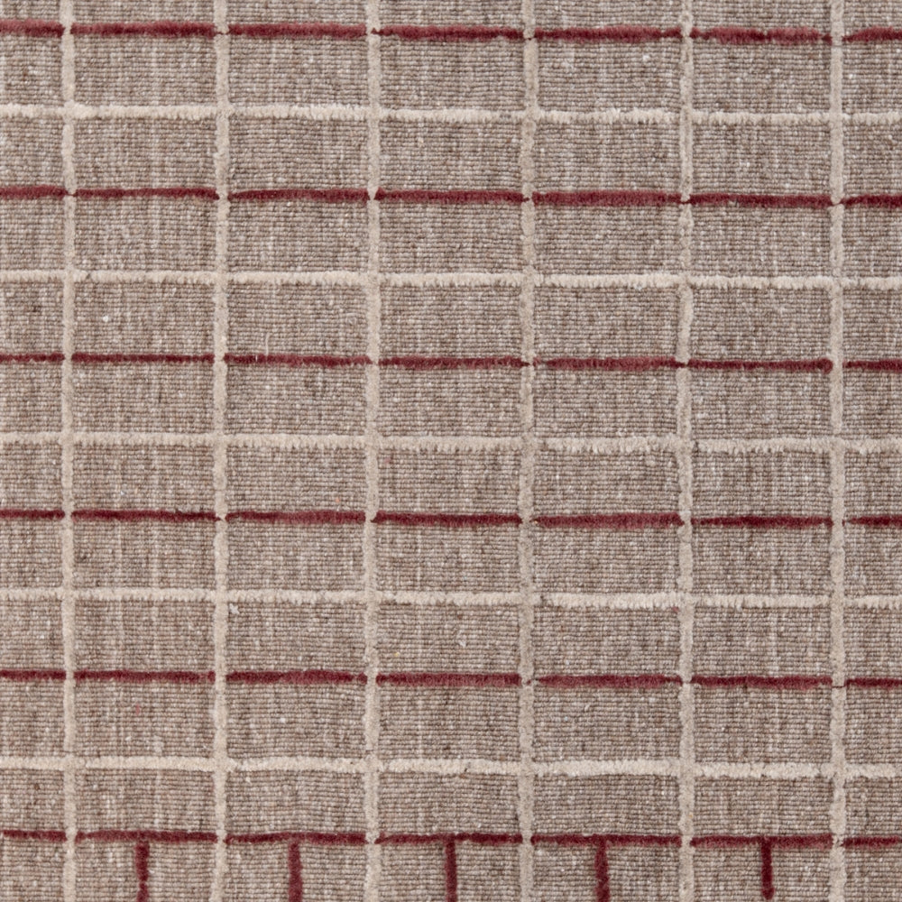 Variegated Grid Rug – Cafe / Burgundy