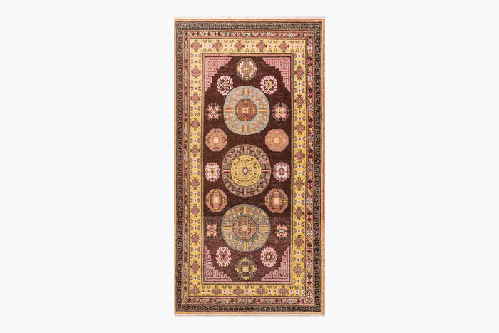 SAMARKAND RUG, EAST TURKESTAN, 5' 6" X 11'