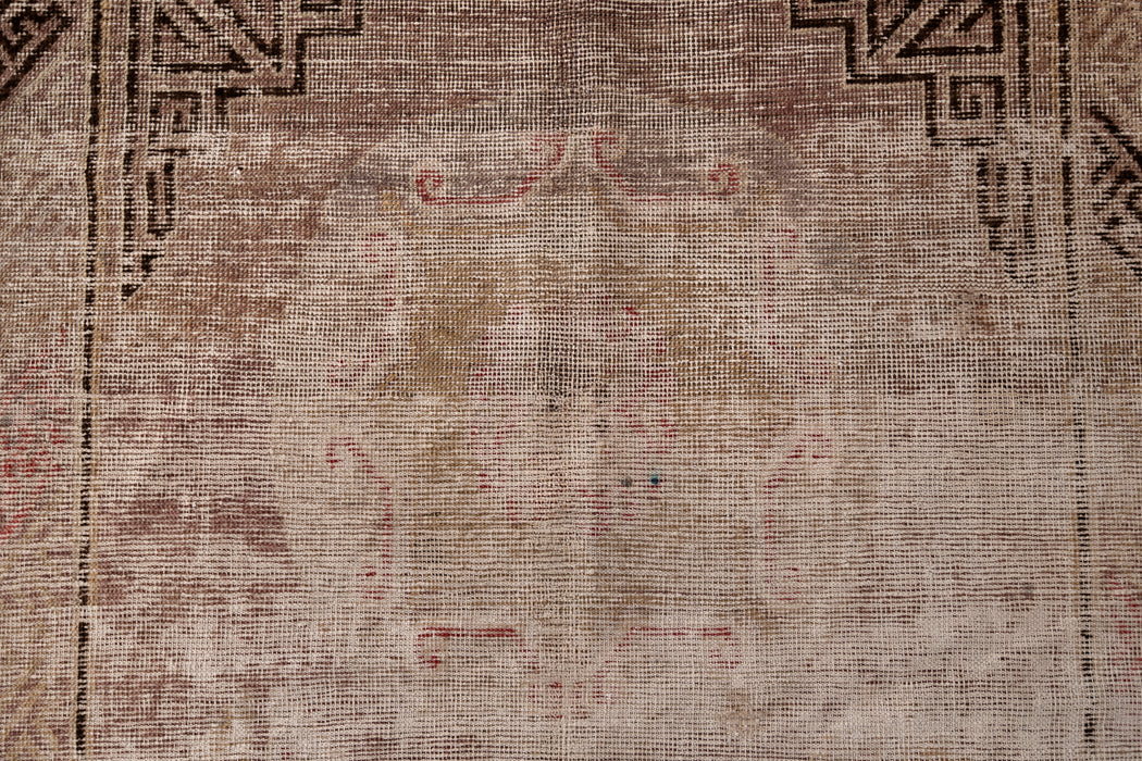 AR31488/10060694, KHOTAN RUG, EAST TURKESTAN, 3'9" X 8'9"