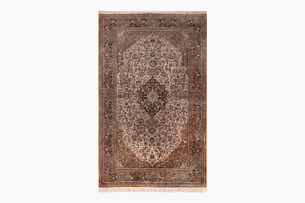 AR31547, Ghom Silk Rug, Central Persia, 4'6" X 7'5"