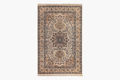 AR31550, Isfahan Rug, Central Persia, 4' X 6'