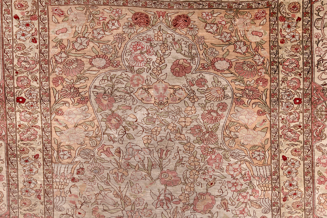 AR31555, Hereke Rug, West Anatolia, 3'3" X 4'3"