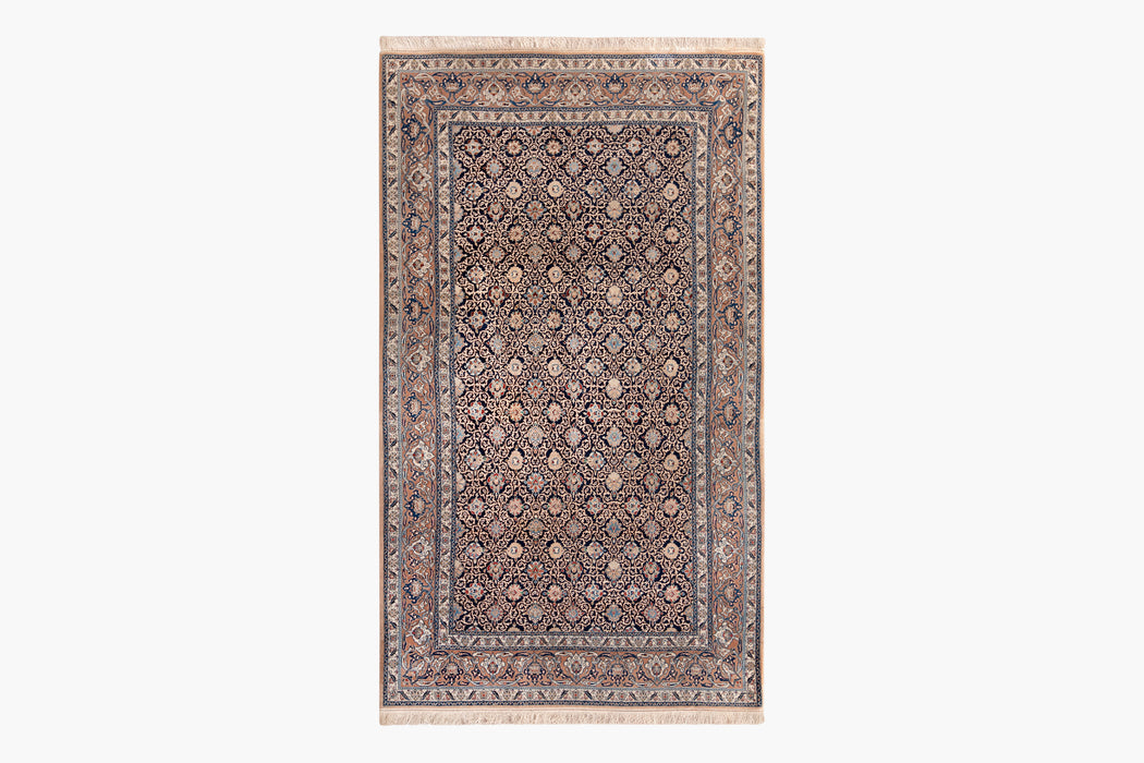 AR31563, Isfahan Rug, Central Persia, 5'3" X 9'