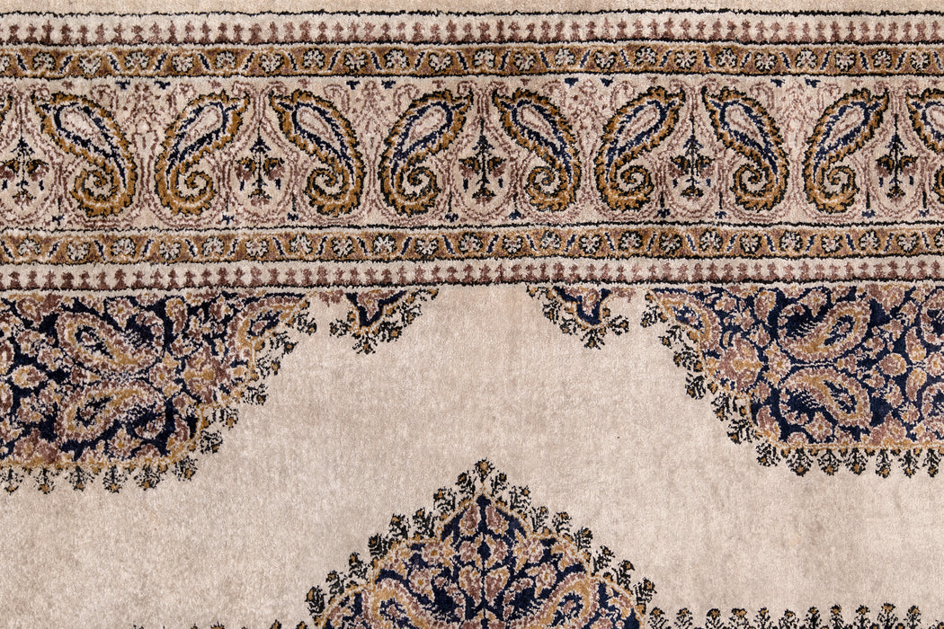 AR31564, Ghom Silk Rug, Central Persia, 3'7" X 5'