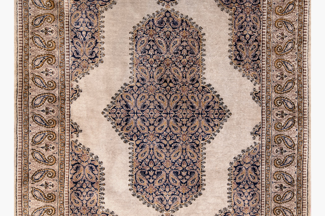 AR31564, Ghom Silk Rug, Central Persia, 3'7" X 5'