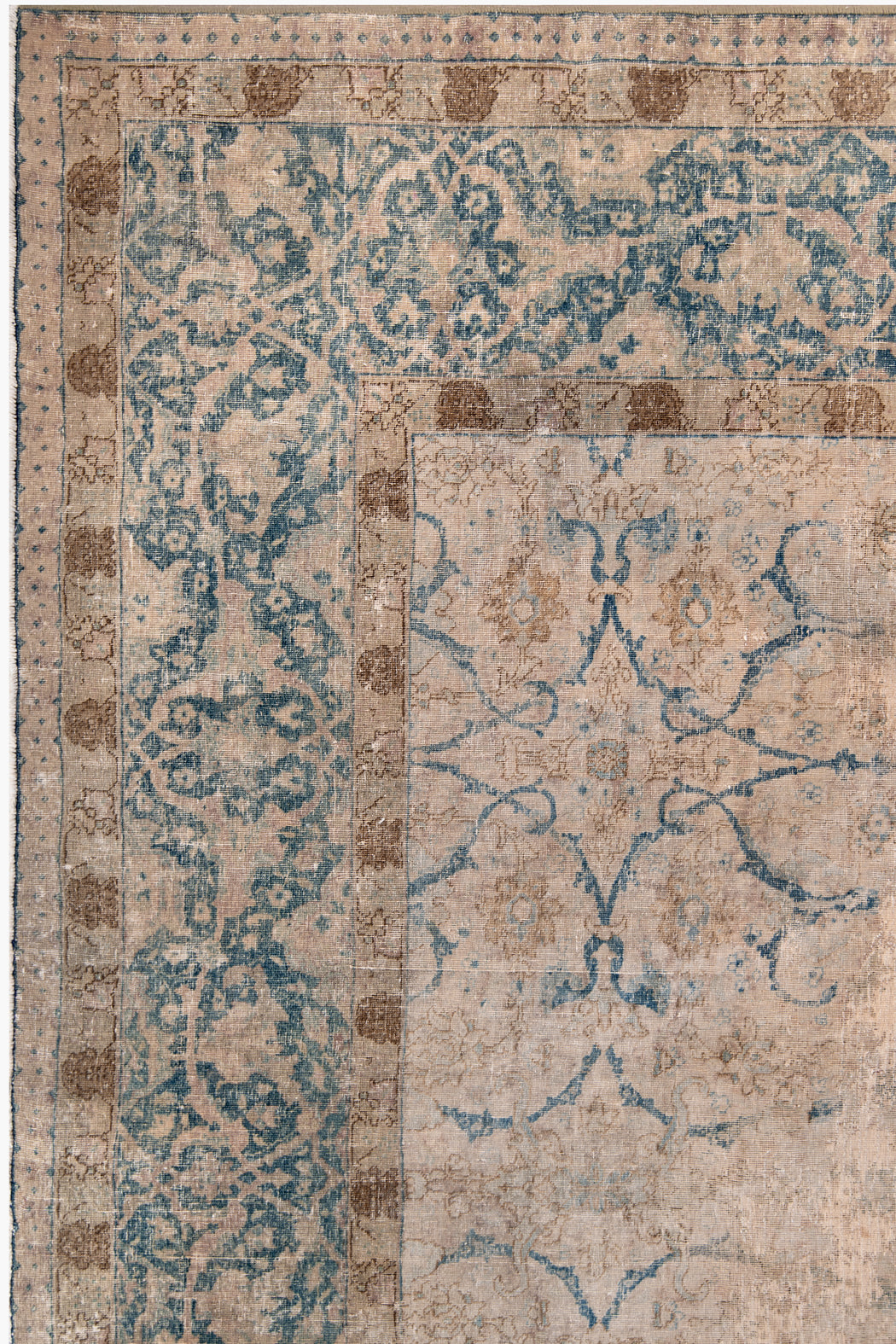 BC31295/6827, TABRIZ RUG, NORTH WEST PERSIA, 12'02" X 14'06"