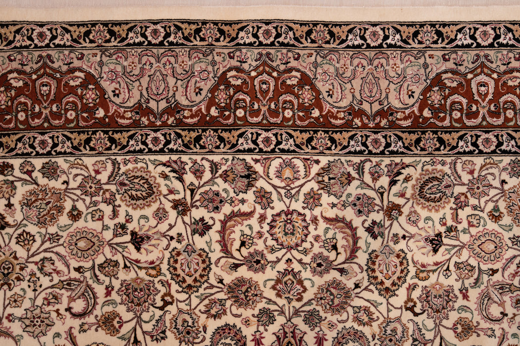 BC31535/109452, MASHAD RUG, NORTH EAST PERSIA, 5'3" X 8'7"