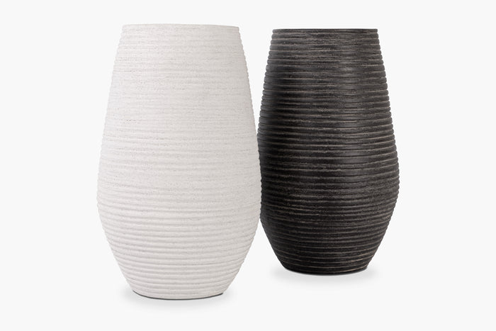 Verona Clay Ribbed Pot