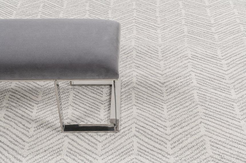 Alia Rug – White / Silver