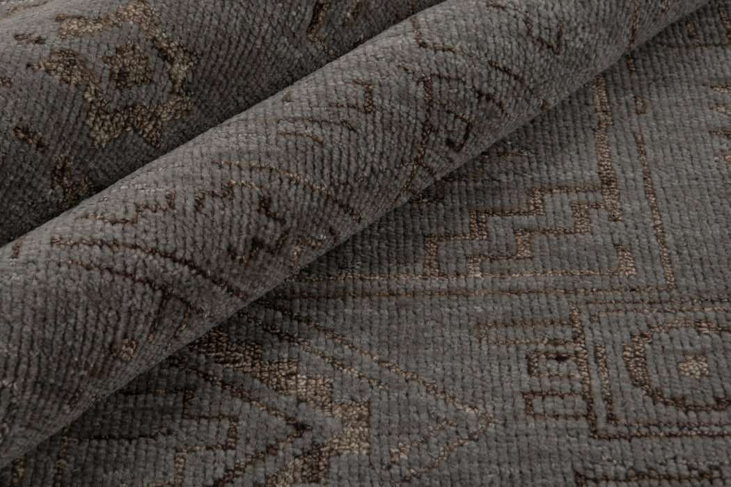 Venza Rug – Dark Grey / Brown