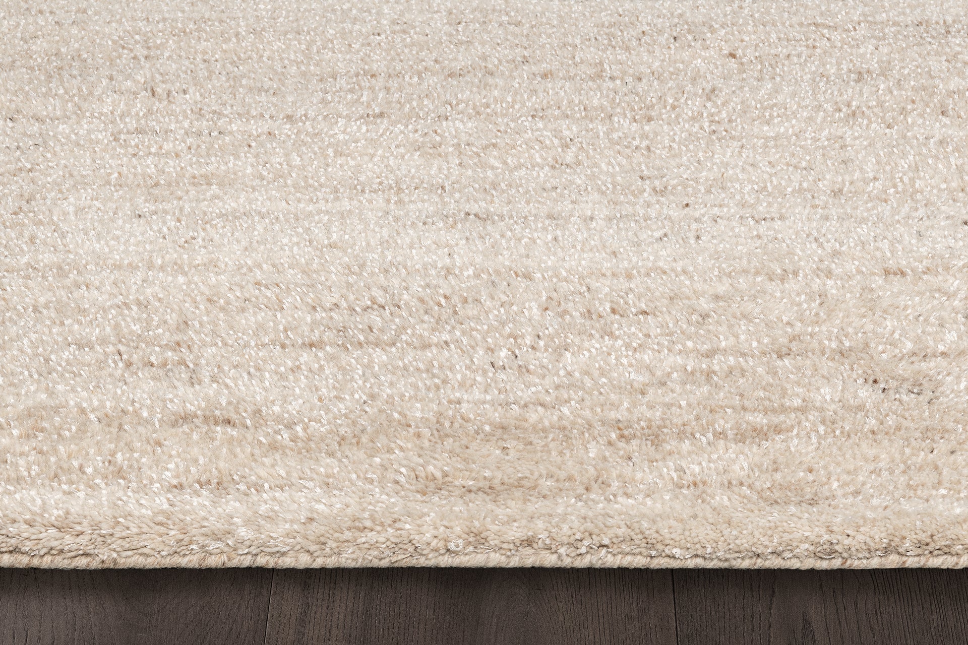 Saheel Handknotted Shag Rug – Sand