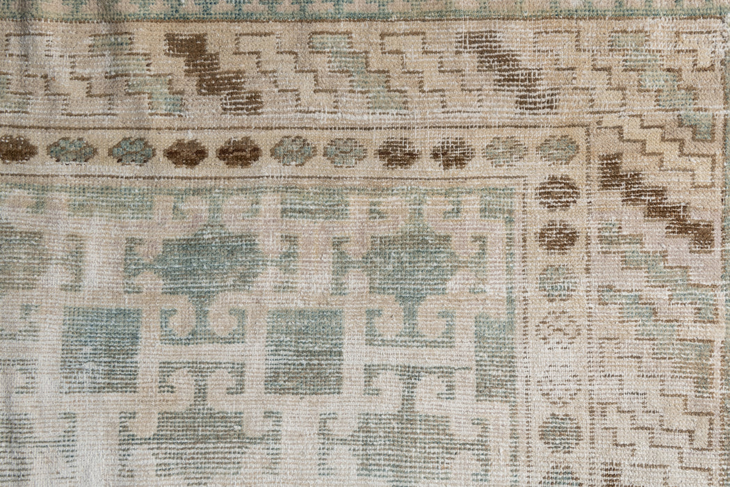 KHOTAN RUG, AR30099/15423, EAST TURKESTAN, 7' X 12'6"
