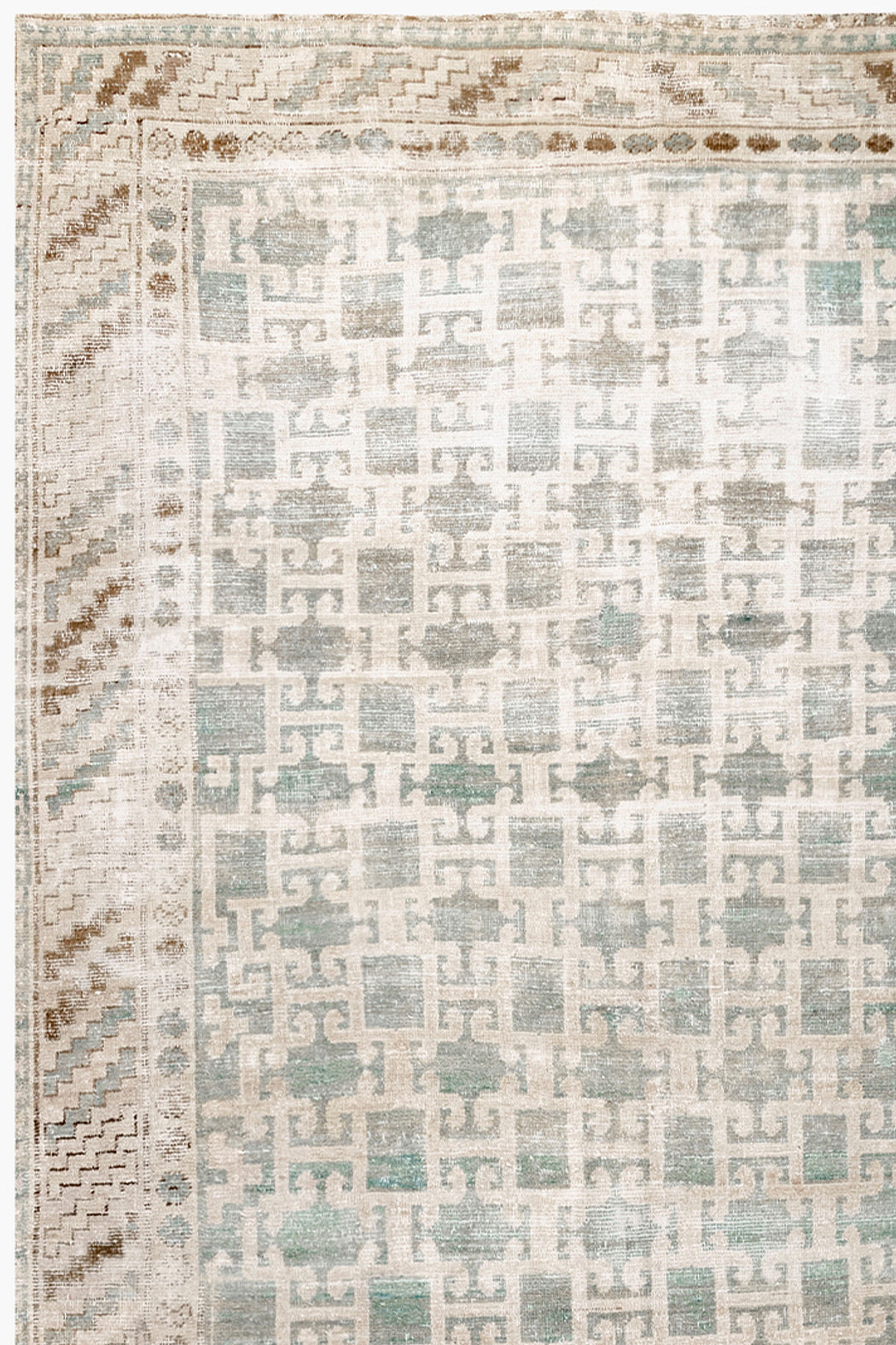 KHOTAN RUG, AR30099/15423, EAST TURKESTAN, 7' X 12'6"