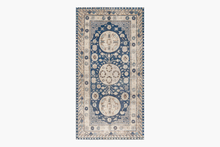 KHOTAN RUG, AR30127/11225, EAST TURKESTAN, 4'7" x 9'