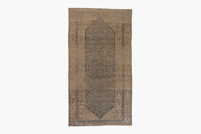 MALAYIR RUG, WEST PERSIA, 8'8" X 15'10"