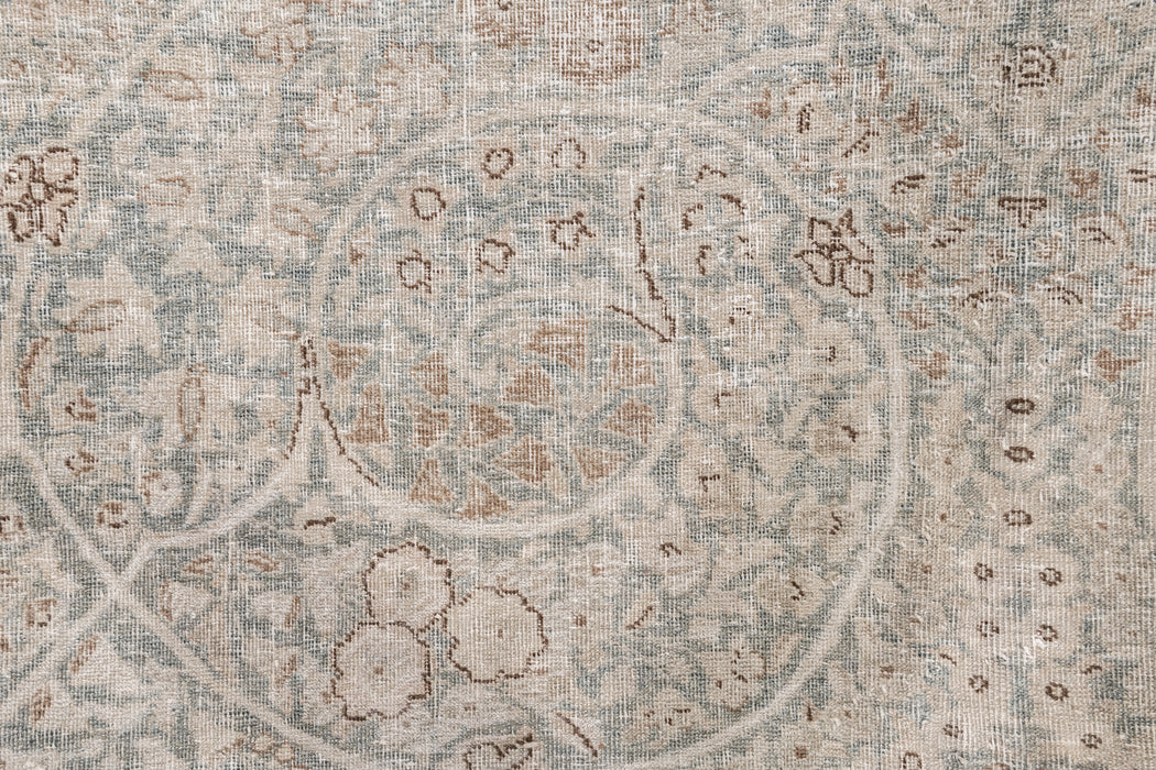 TABRIZ RUG, AR31239/210365, NORTH WEST PERSIA, 6'10" X 9'8"