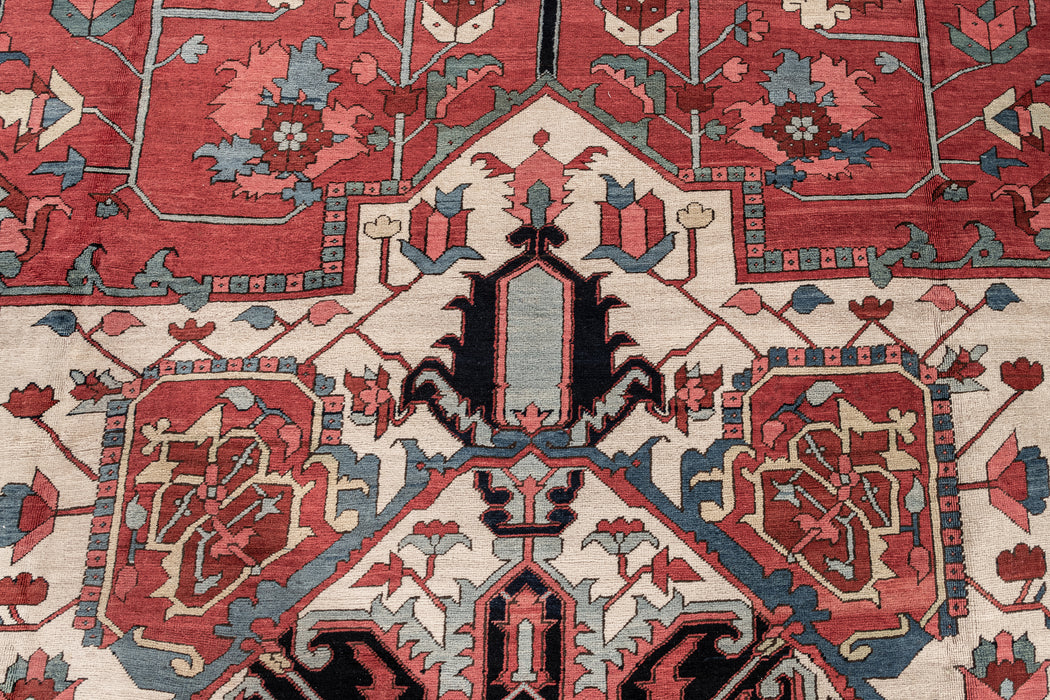 SERAPI RUG, NORTH WEST PERSIA, 14' X 20'