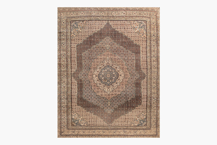 HAJI JALLILI TABRIZ RUG, BC31115, NORTH WEST PERSIA, 15' X 21'