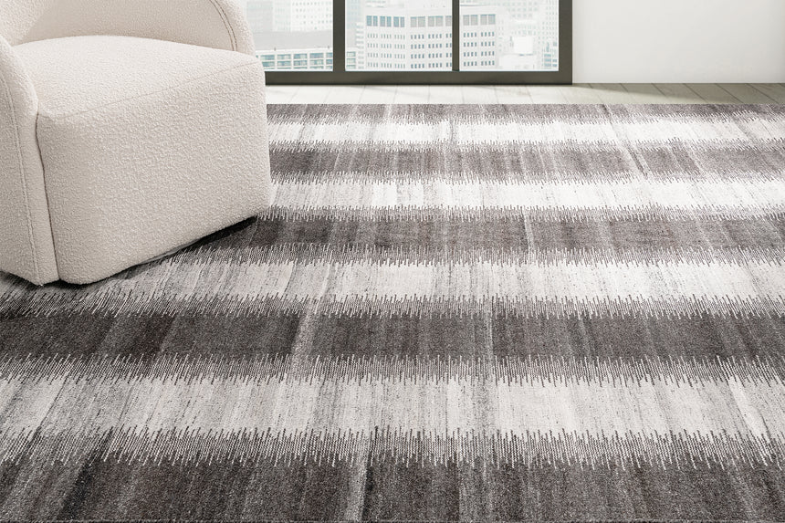 Kata Rug – Silver / Graphite