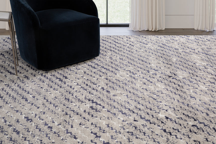 Zalah Rug – Silver / Navy