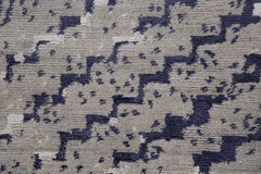 Zalah Rug – Silver / Navy