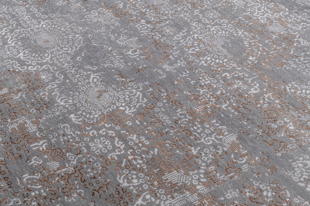 Andra Rug – Carbon / Brass