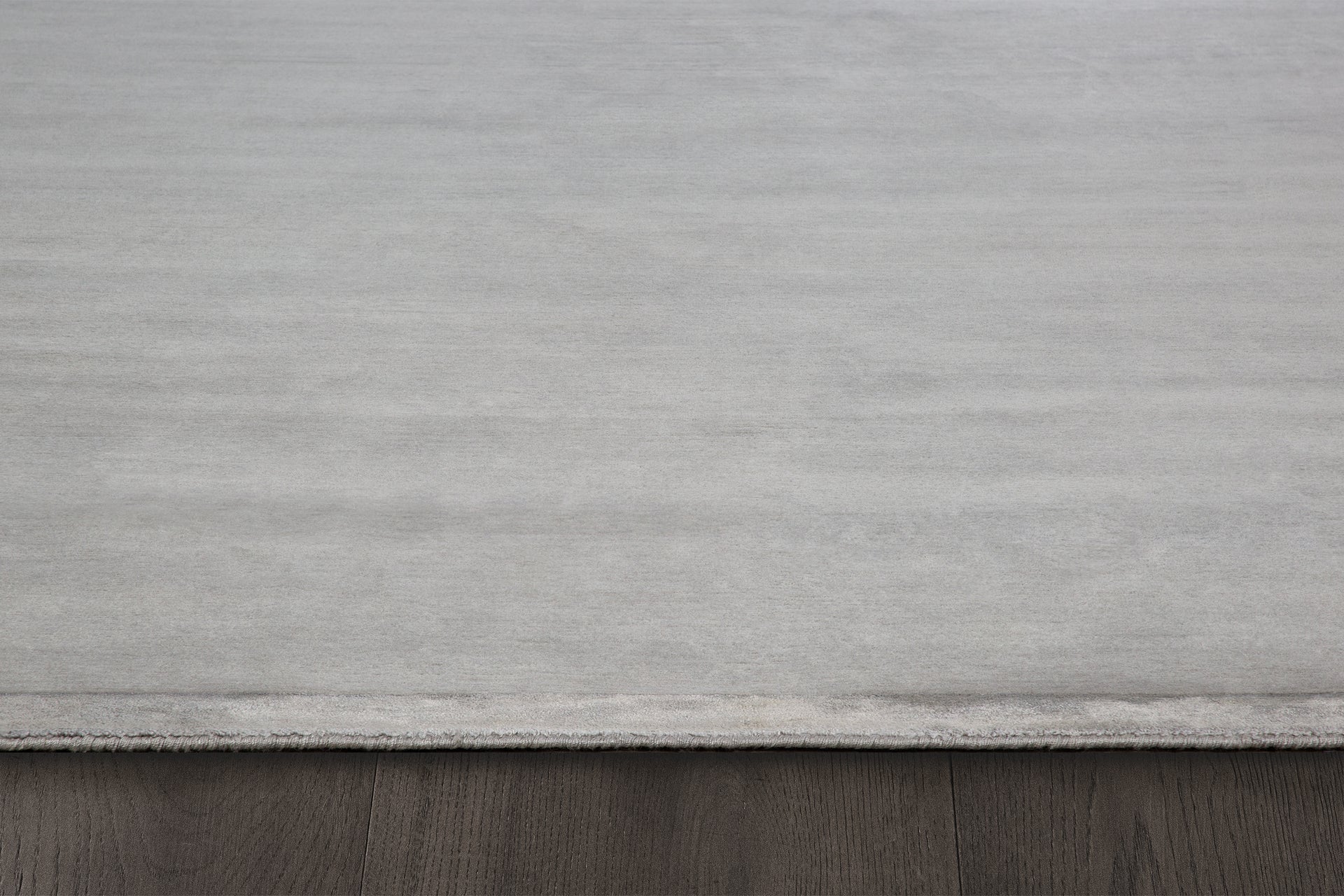 Hand-knotted Nera Rug – Grey