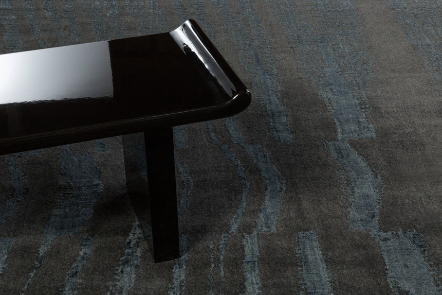 Alona Rug – Lead / Sapphire