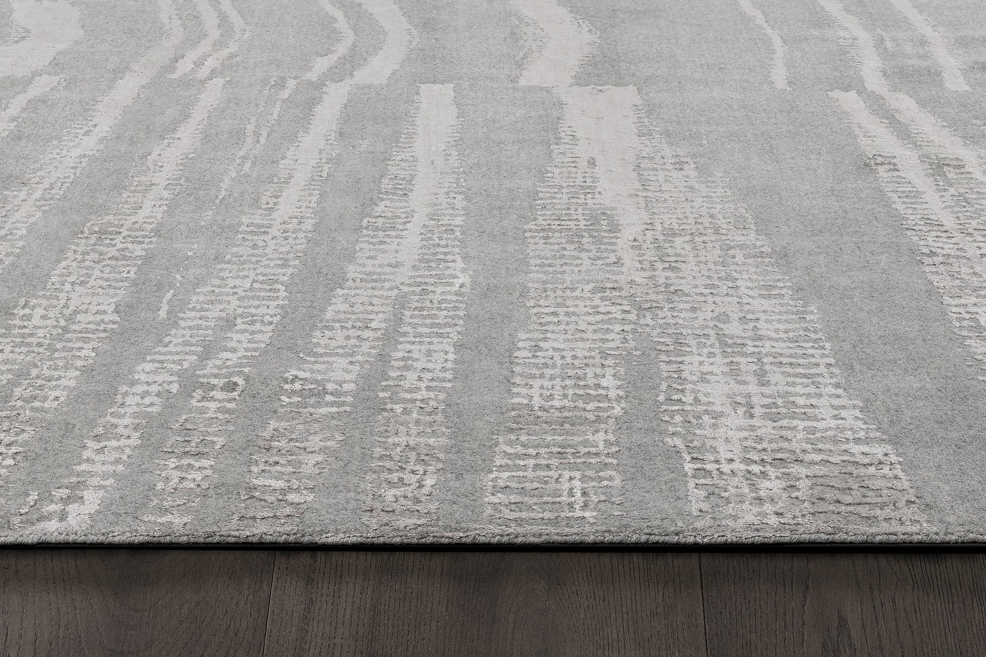 Alona Rug – Heather / Chalk