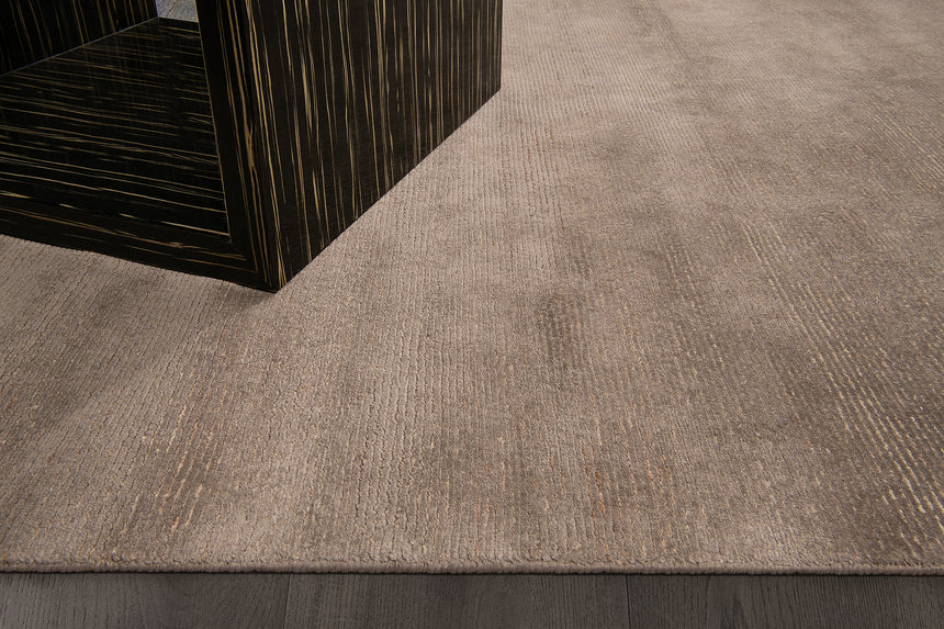 Ribbed Silk and Nettle Rug – Truffle