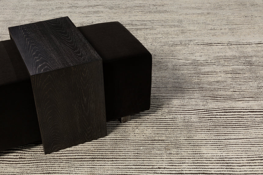 Apua Rug – White / Espresso