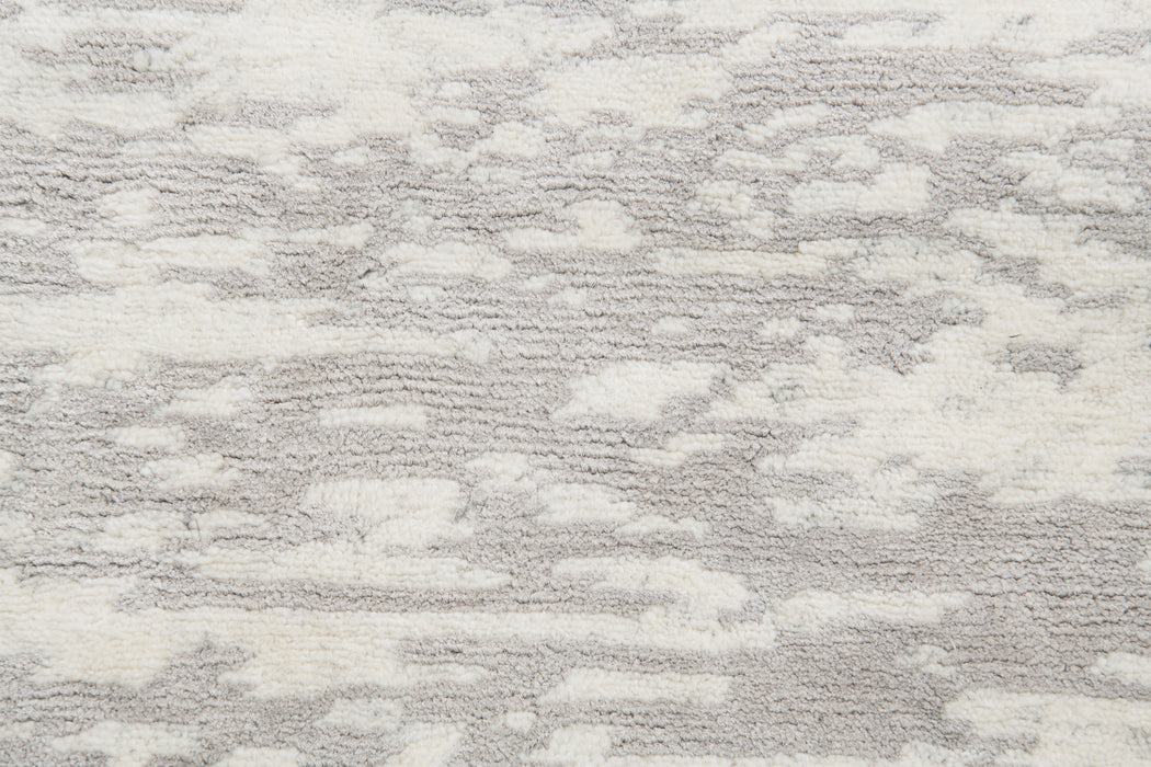 Sienna Silk and Wool Rug – Silver