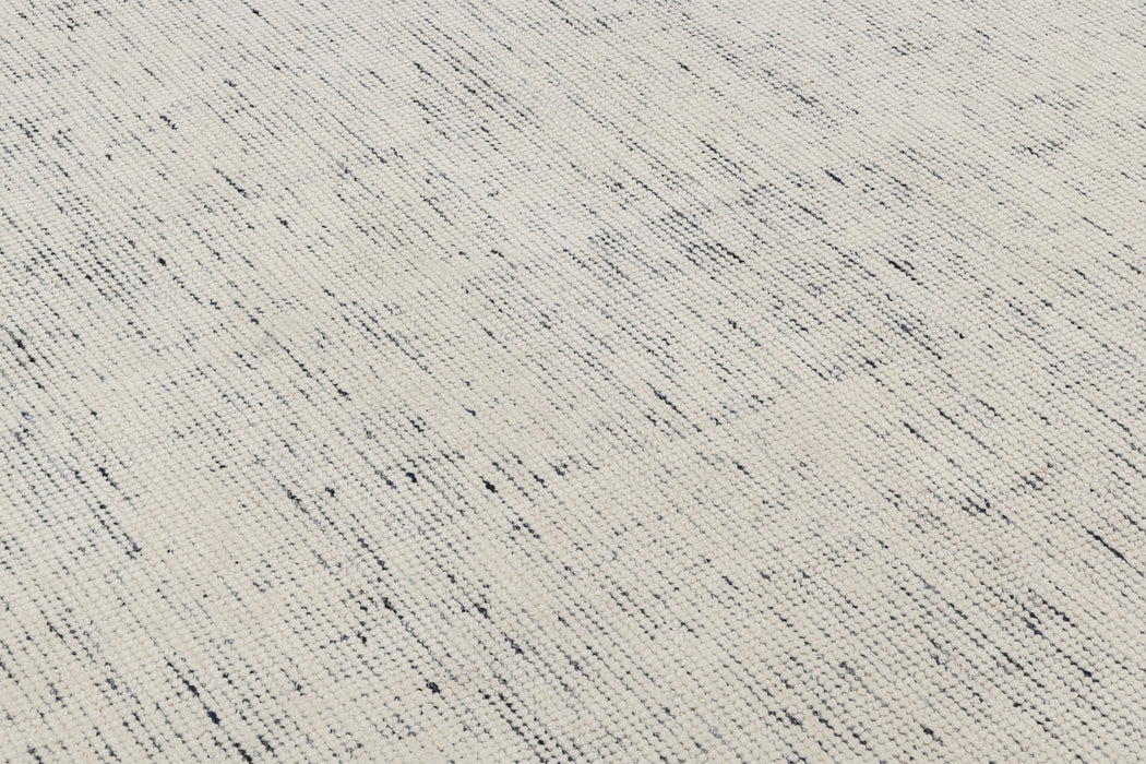 Aguas Rug – Ivory / Washed Indigo