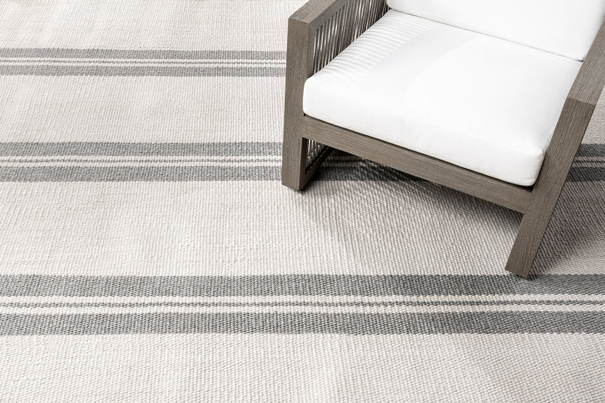 Altico Indoor / Outdoor Rug – Silver / Ivory