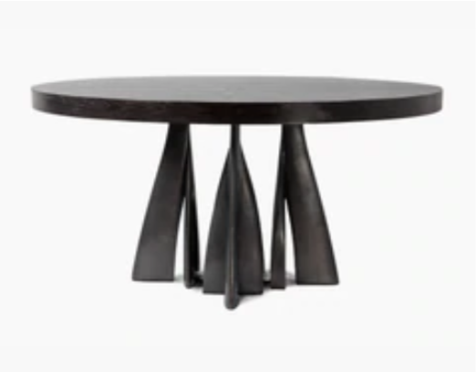 Ω CUSTOM FURNITURE