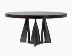 Ω CUSTOM FURNITURE